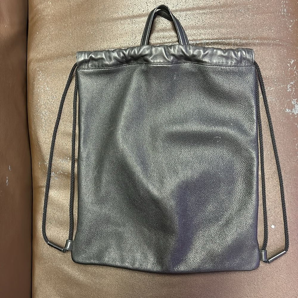 New Gucci Limited Edition “Future” backpack - Picture 3 of 5